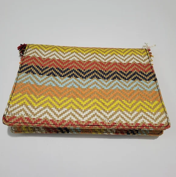 J Crew Raffia Rainbow Clutch With Detachable Crossbody Handle - Picture 2 of 3